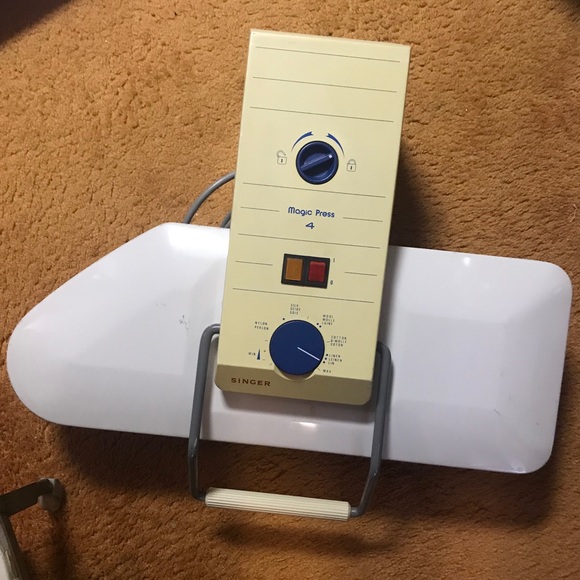 Singer Magic Press 4 Iron Board - Picture 1 of 3